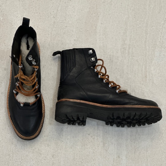 Cozy Marc Fisher Lace Up Booties Great Condition 6.5 - Picture 3 of 5